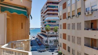 Återförsäljning - Apartment -
Torrevieja - Playa del Acequión