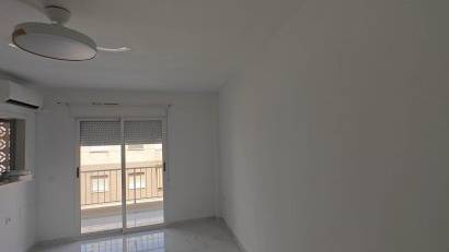 Återförsäljning - Apartment -
Torrevieja - Acequion