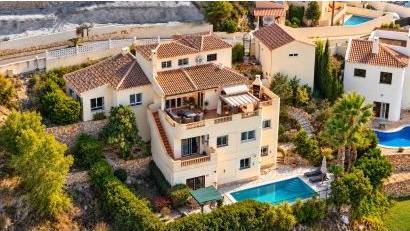 Återförsäljning - Villa -
Dehesa De Campoamor - Las Ramblas Golf