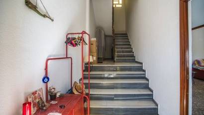 Återförsäljning - Detached villa -
Orihuela - Redovan