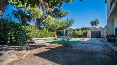 Återförsäljning - Detached villa -
Orihuela - Redovan