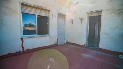 Återförsäljning - Detached villa -
Orihuela - Redovan