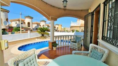 Resale - Villa -
Villamartin - Villamartín