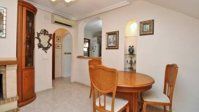 Resale - Villa -
Villamartin - Villamartín