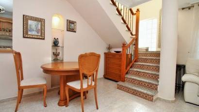 Resale - Villa -
Villamartin - Villamartín