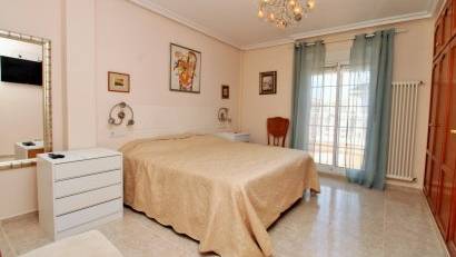 Resale - Villa -
Villamartin - Villamartín