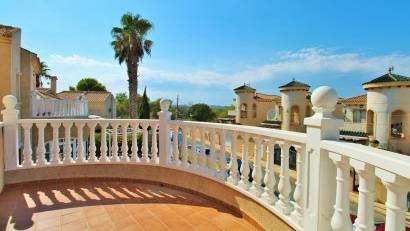Resale - Villa -
Villamartin - Villamartín