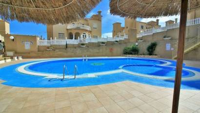 Resale - Villa -
Villamartin - Villamartín