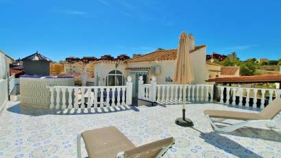 Reventa - Villa -
Villamartin - Villamartín