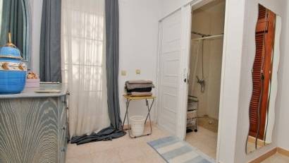 Reventa - Villa -
Villamartin - Villamartín
