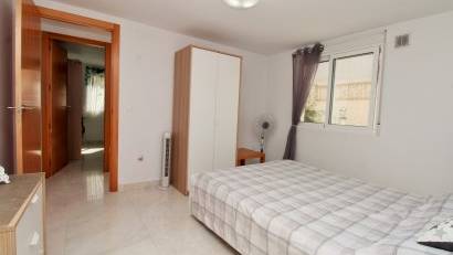 Reventa - Villa -
Villamartin - Villamartín