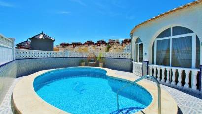 Reventa - Villa -
Villamartin - Villamartín