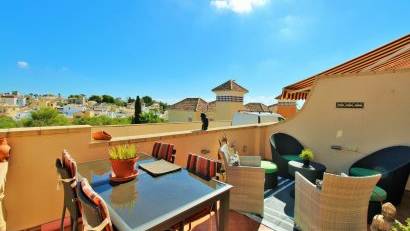Resale - Townhouse -
Villamartin - Villamartín