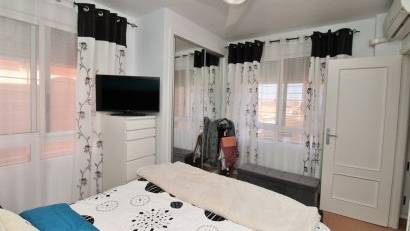 Resale - Townhouse -
Villamartin - Villamartín