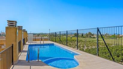 Resale - Apartment -
Daya Nueva