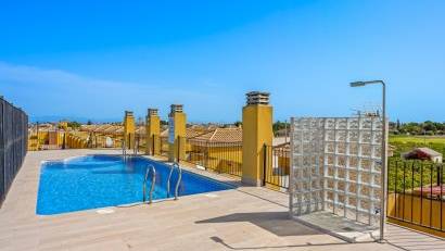 Resale - Apartment -
Daya Nueva