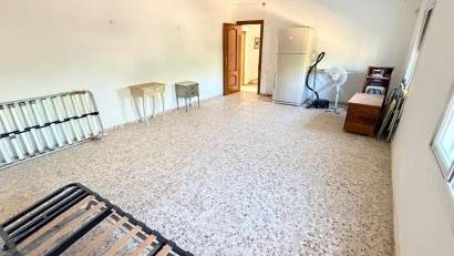 Återförsäljning - Detached villa -
Crevillente