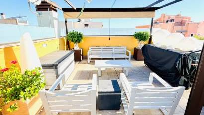 Återförsäljning - Semi detached -
Los Montesinos - La Herada