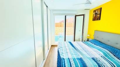 Återförsäljning - Semi detached -
Los Montesinos - La Herada