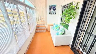 Återförsäljning - Apartment -
Los Montesinos - La Herrada