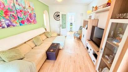 Återförsäljning - Apartment -
Los Montesinos - La Herrada