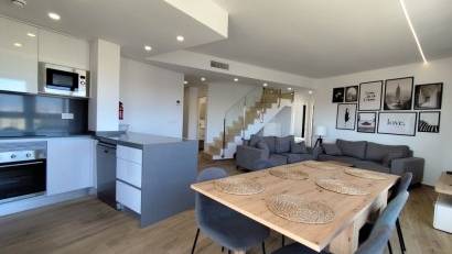 Återförsäljning - Apartment -
Villamartin - Villamartín