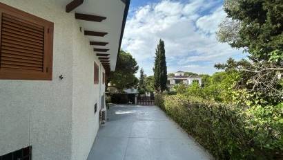 Återförsäljning - Villa -
Orihuela Costa - Campoamor