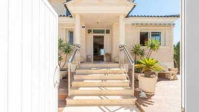 Återförsäljning - Villa -
Torrevieja - Torre la mata