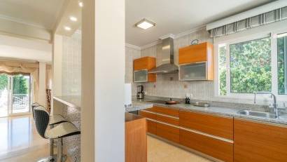 Återförsäljning - Villa -
Torrevieja - Torre la mata