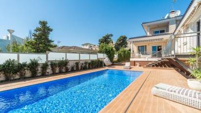 Återförsäljning - Villa -
Torrevieja - Torre la mata