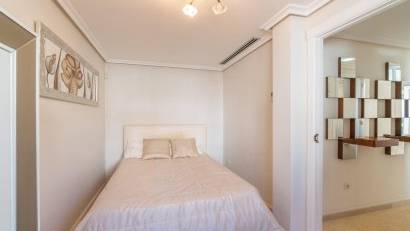 Återförsäljning - Villa -
Torrevieja - Torre la mata