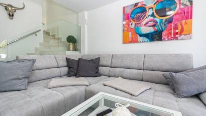 Reventa - Quad House -
Mil Palmeras - Riomar