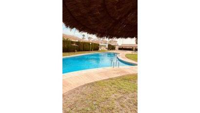 Återförsäljning - Villa -
Villamartin - Costa Blanca