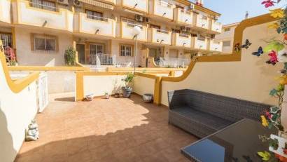 Återförsäljning - Radhus -
Playa Flamenca