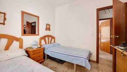 Återförsäljning - Bungalow -
Torrevieja - Playa del Acequión