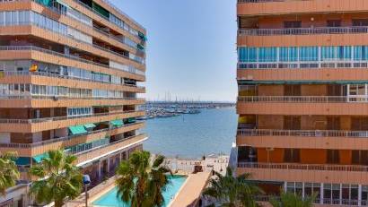 Återförsäljning - Apartment -
Torrevieja - Playa del Acequión