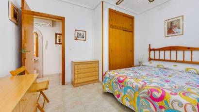 Återförsäljning - Apartment -
Torrevieja - Playa del Acequión