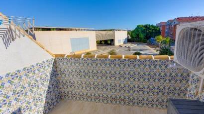 Återförsäljning - Apartment -
Torrevieja - Playa del Acequión