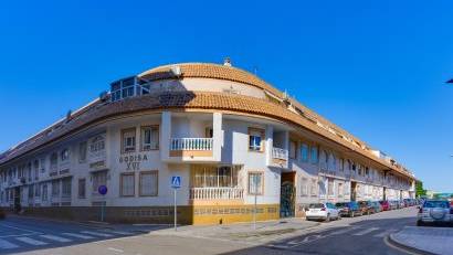 Återförsäljning - Apartment -
Torrevieja - Playa del Acequión
