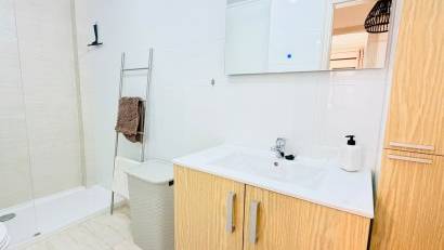 Återförsäljning - Semi detached -
Daya Nueva