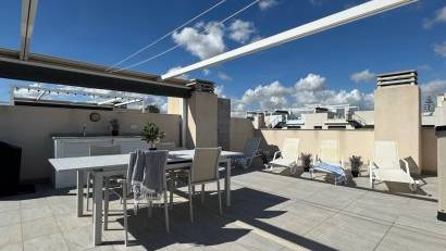 Återförsäljning - Apartment -
Orihuela Costa - Villamartín