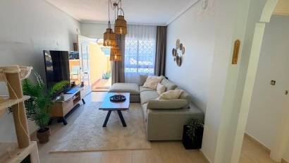 Återförsäljning - Semi detached -
Los Montesinos - Urbanizacion montesol