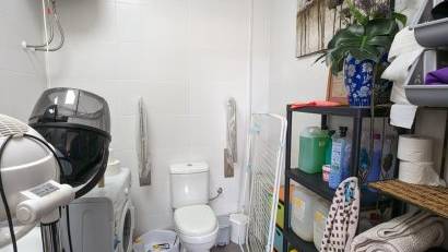 Resale - Commercial Unit -
Lo Crispin - LO CRISPIN