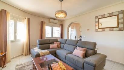 Återförsäljning - Villa -
Orihuela Costa - Playa Flamenca