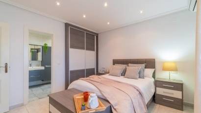 Återförsäljning - Villa -
Orihuela Costa - Playa Flamenca
