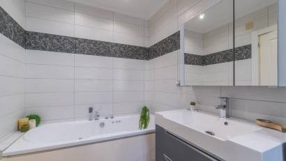 Återförsäljning - Villa -
Orihuela Costa - Playa Flamenca
