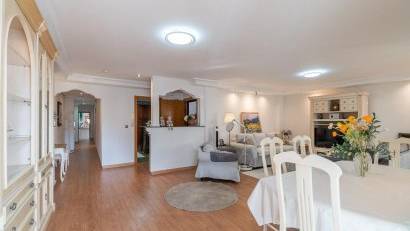 Återförsäljning - Apartment -
Torrevieja - Centro