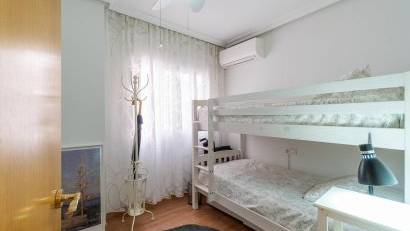 Återförsäljning - Apartment -
Torrevieja - Centro