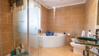 Återförsäljning - Villa -
Torrevieja - LOS BALCONES - LOS ALTOS