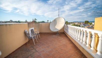 Återförsäljning - Villa -
Torrevieja - LOS BALCONES - LOS ALTOS
